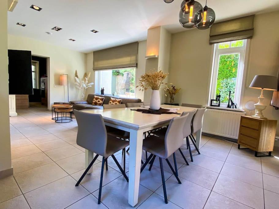 דה פאן Villa Trianon -Summer Beachhouse מראה חיצוני תמונה